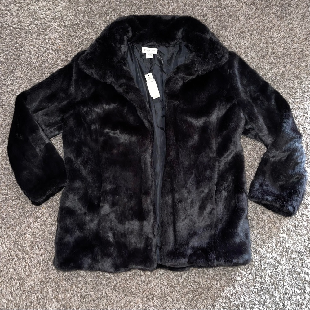 NWT Ariat Faux Fur